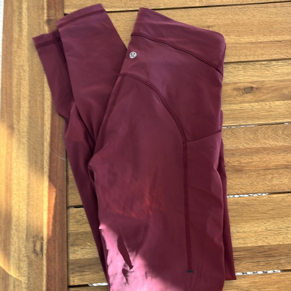 Maroon lululemon leggings